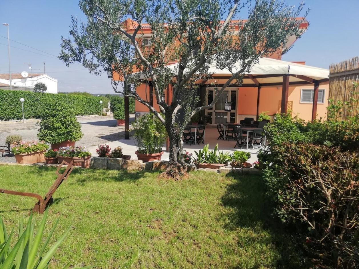 B & B Villa Lucia โนซิ ภายนอก รูปภาพ