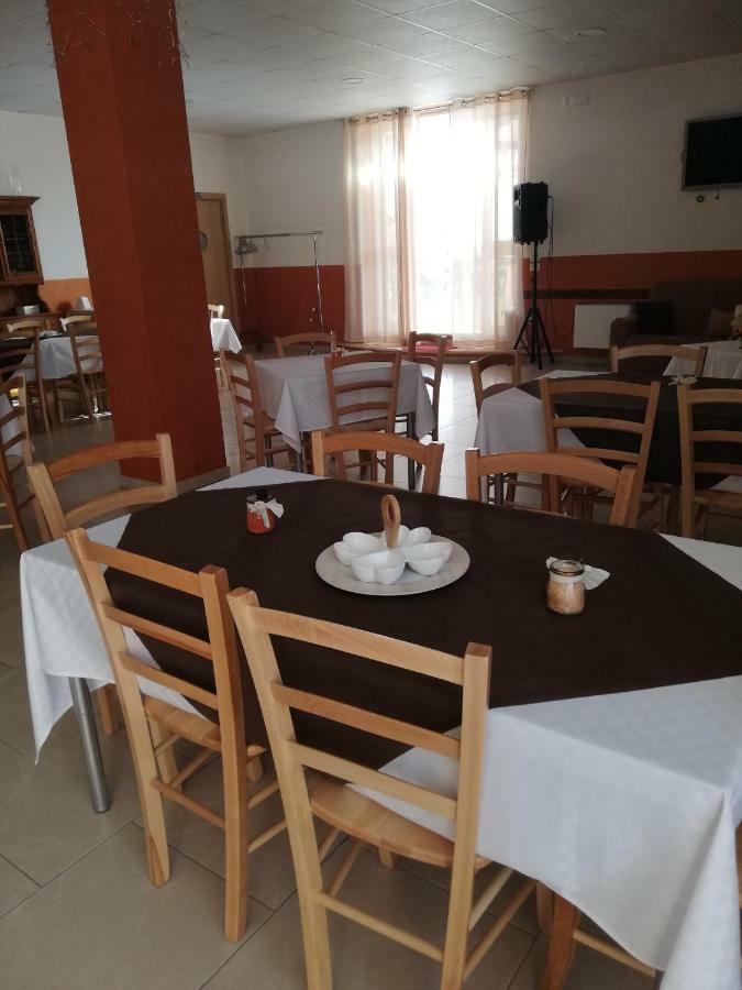B & B Villa Lucia โนซิ ภายนอก รูปภาพ